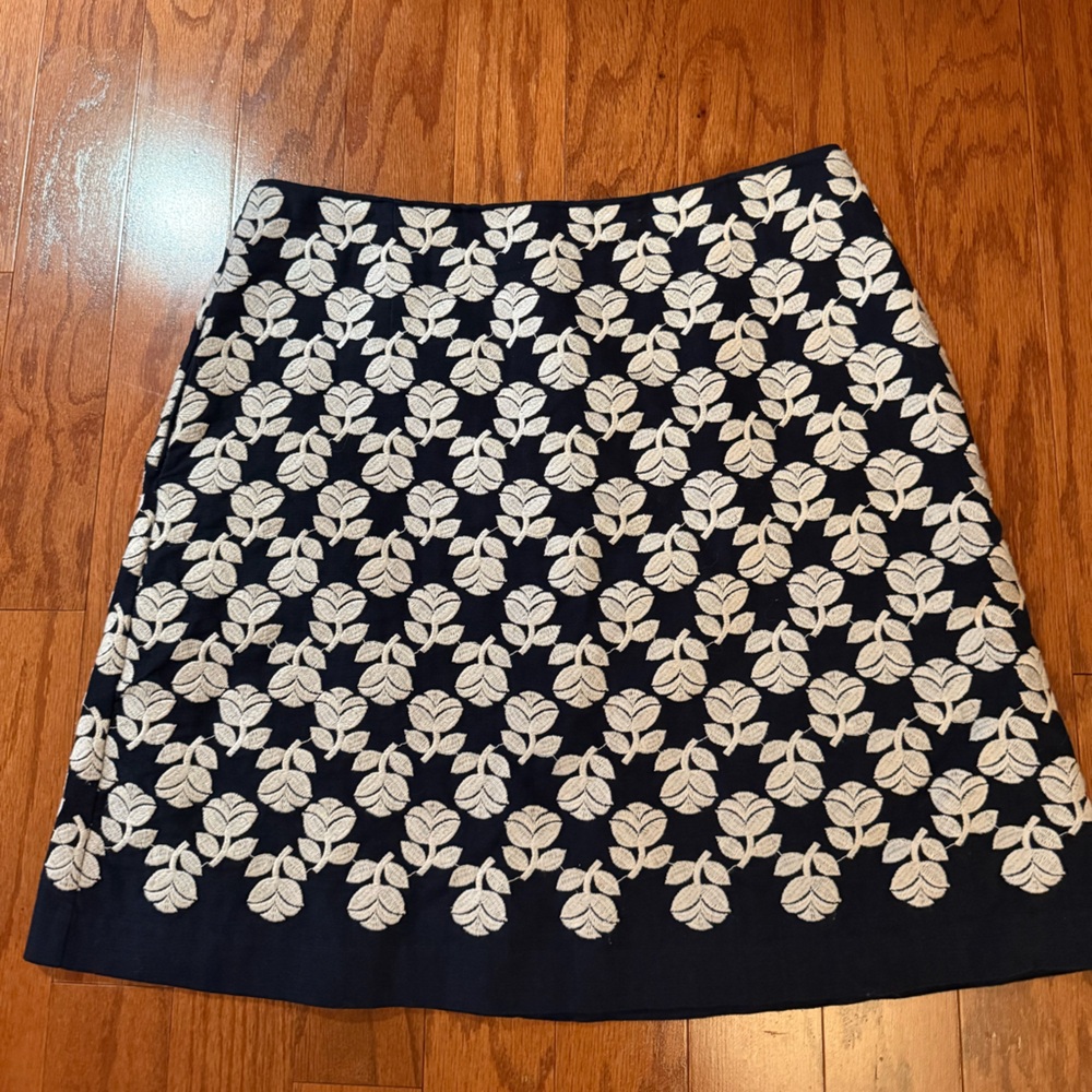 Boden Navy and White Embroidered A-Line Mini Skirt 8US/12UK